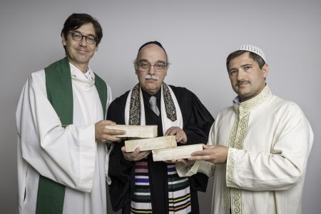 Pfarrer Gregor Hohberg, Rabbiner Dr. Andraes Nachama und Imam Kdair Sanci, © Klemens Renner.